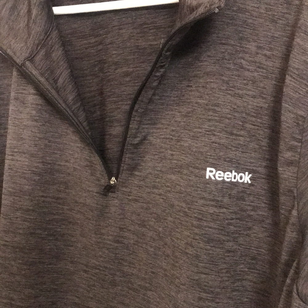Men’s Reebok 1/4 Zip Pullover - Picture 4 of 5